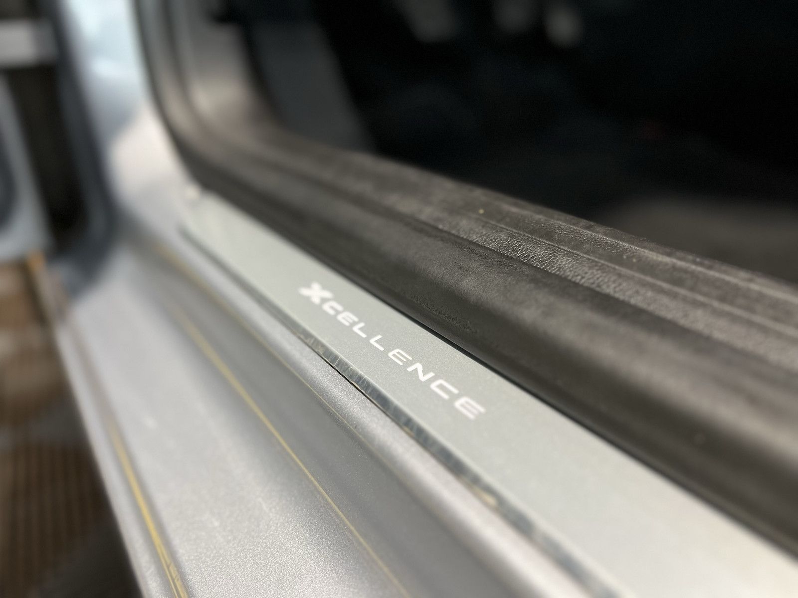 Fahrzeugabbildung SEAT Leon ST TDI Xcellence *Navi*Tempo*Kessy*PDC*Alu