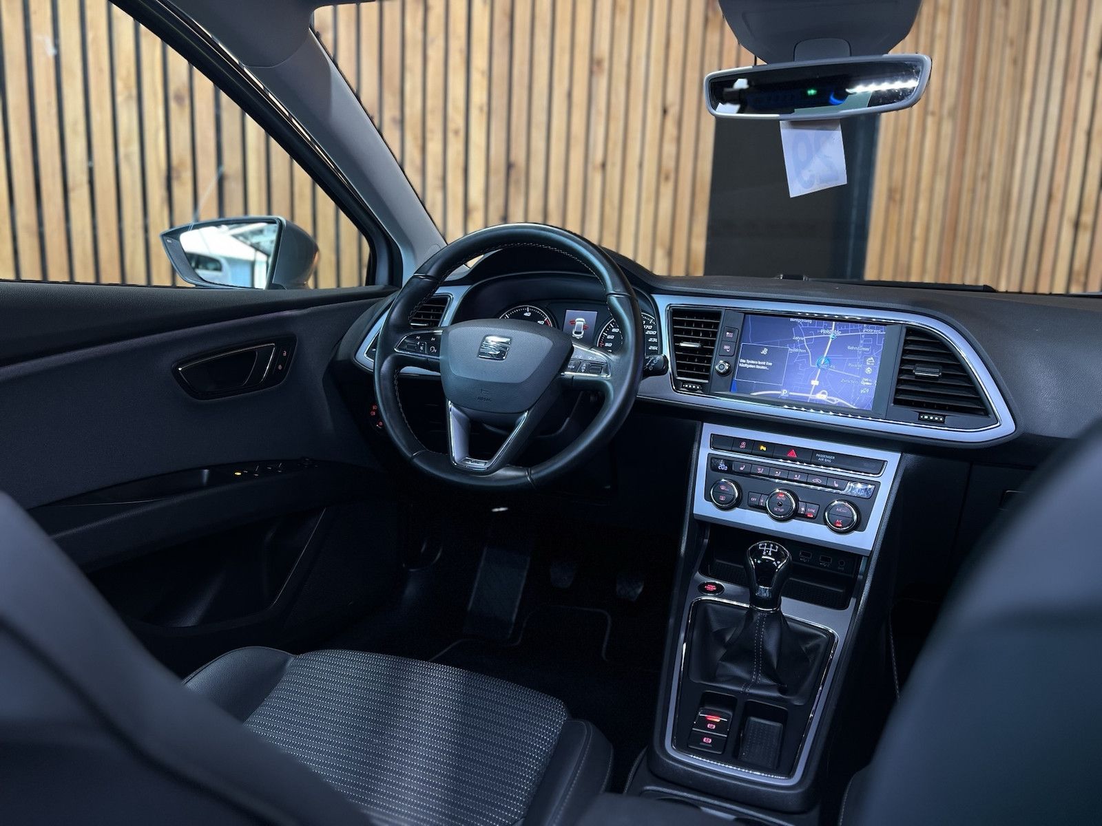 Fahrzeugabbildung SEAT Leon ST TDI Xcellence *Navi*Tempo*Kessy*PDC*Alu