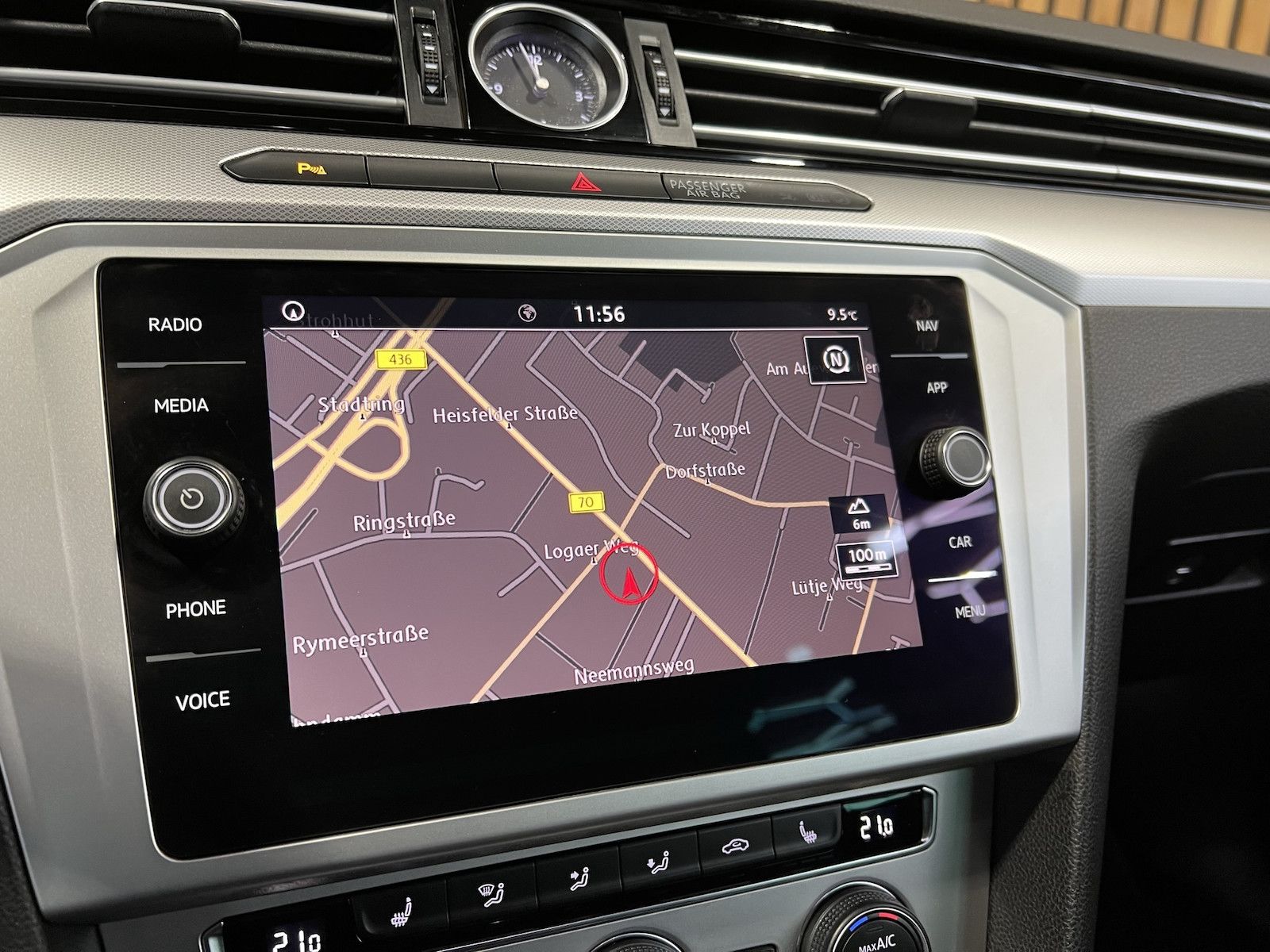 Fahrzeugabbildung Volkswagen Passat Variant 1,5 TSI Comf. *Navi*ACC*PDC*Alu*