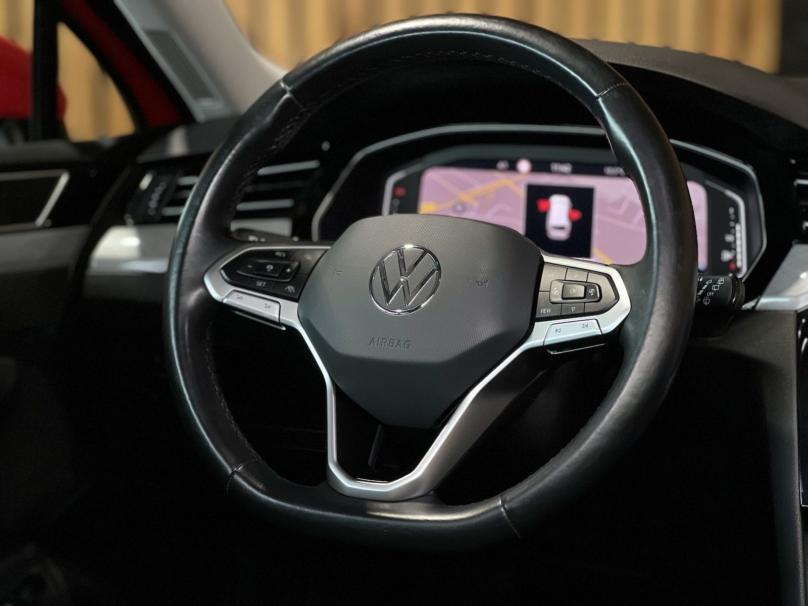 Fahrzeugabbildung Volkswagen Passat Variant 2,0 TDI DSG *Navi*LED*AHK*Virtual
