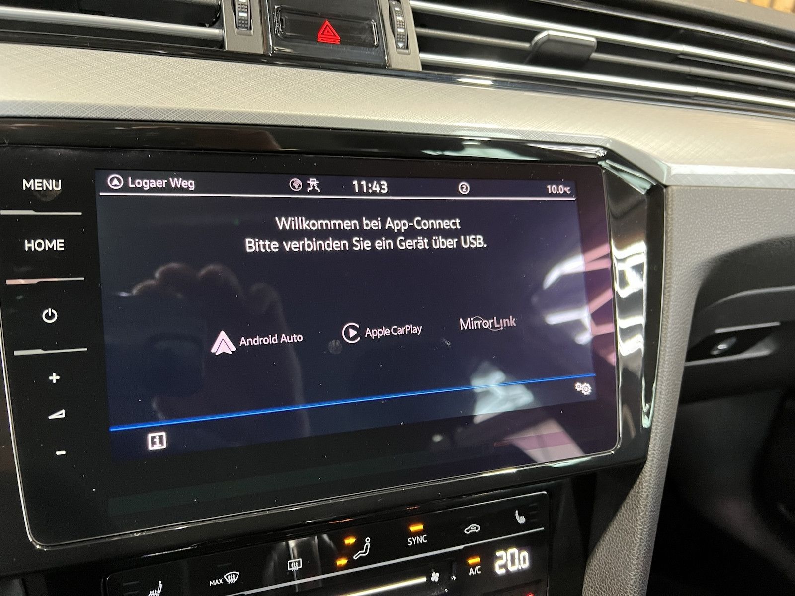 Fahrzeugabbildung Volkswagen Passat Variant 2,0 TDI DSG *Navi*LED*AHK*Virtual
