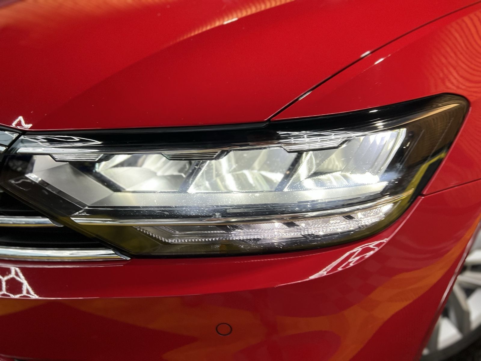 Fahrzeugabbildung Volkswagen Passat Variant 2,0 TDI DSG *Navi*LED*Kam*Virtual