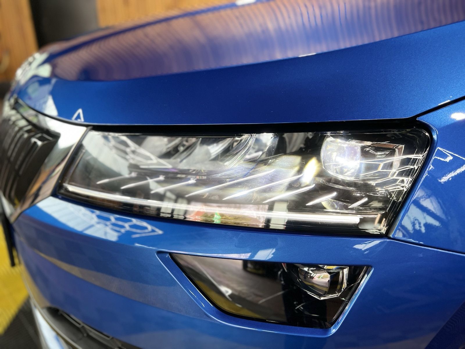 Fahrzeugabbildung SKODA Karoq 2,0 TDI DSG *Navi*ACC*LED*Kessy*Canton*App