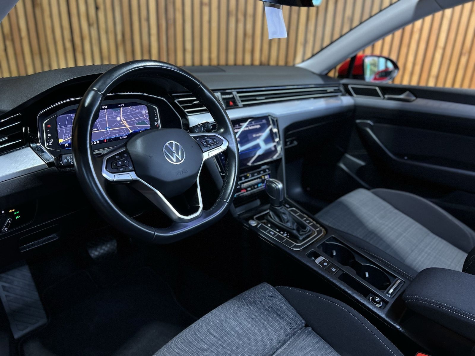 Fahrzeugabbildung Volkswagen Passat Variant 2,0 TDI DSG *Navi*LED*Kam*Virtual