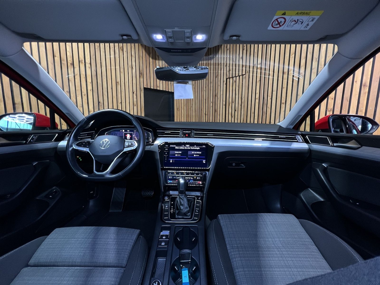 Fahrzeugabbildung Volkswagen Passat Variant 2,0 TDI DSG *Navi*LED*Kam*Virtual
