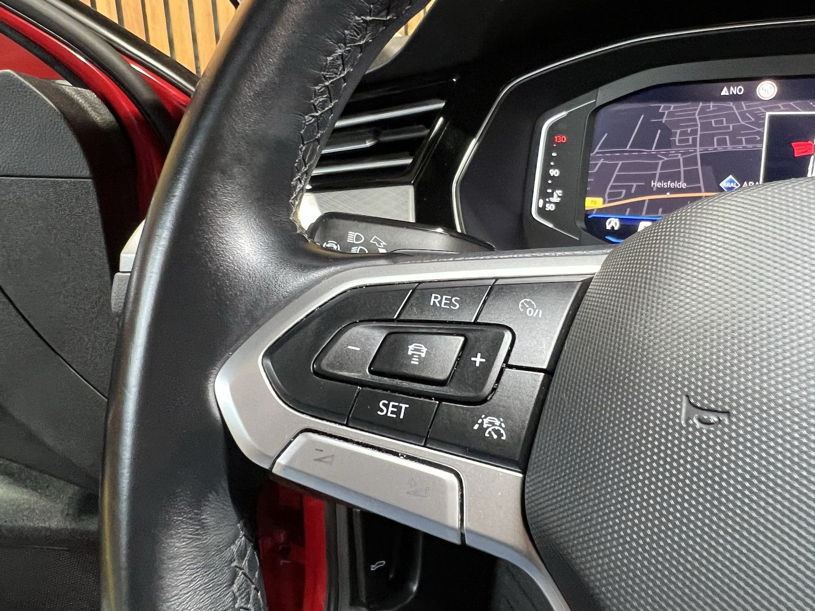 Fahrzeugabbildung Volkswagen Passat Variant 2,0 TDI DSG *Navi*LED*Kam*Virtual