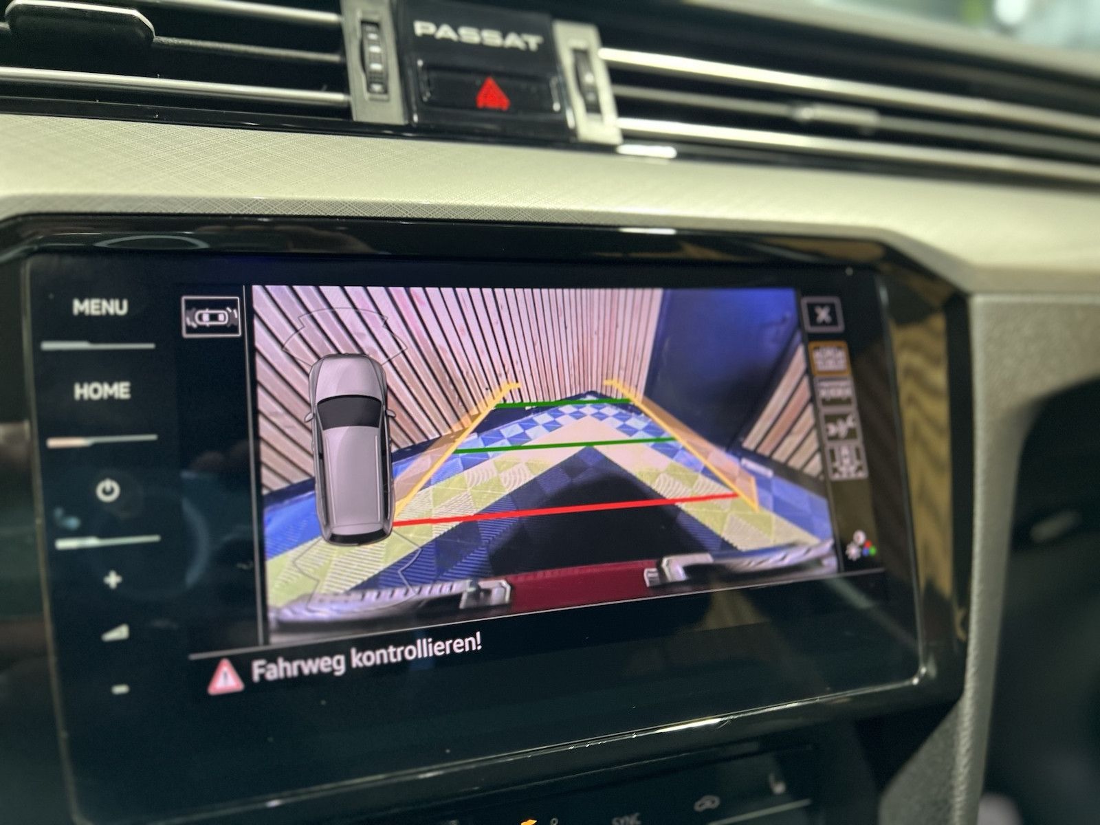 Fahrzeugabbildung Volkswagen Passat Variant 2,0 TDI DSG *Navi*LED*Kam*Virtual