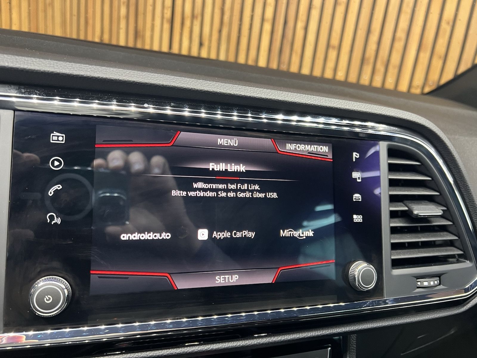 Fahrzeugabbildung SEAT Ateca TDI FR DSG *Navi*LED*Beats*ACC*360*Virtual