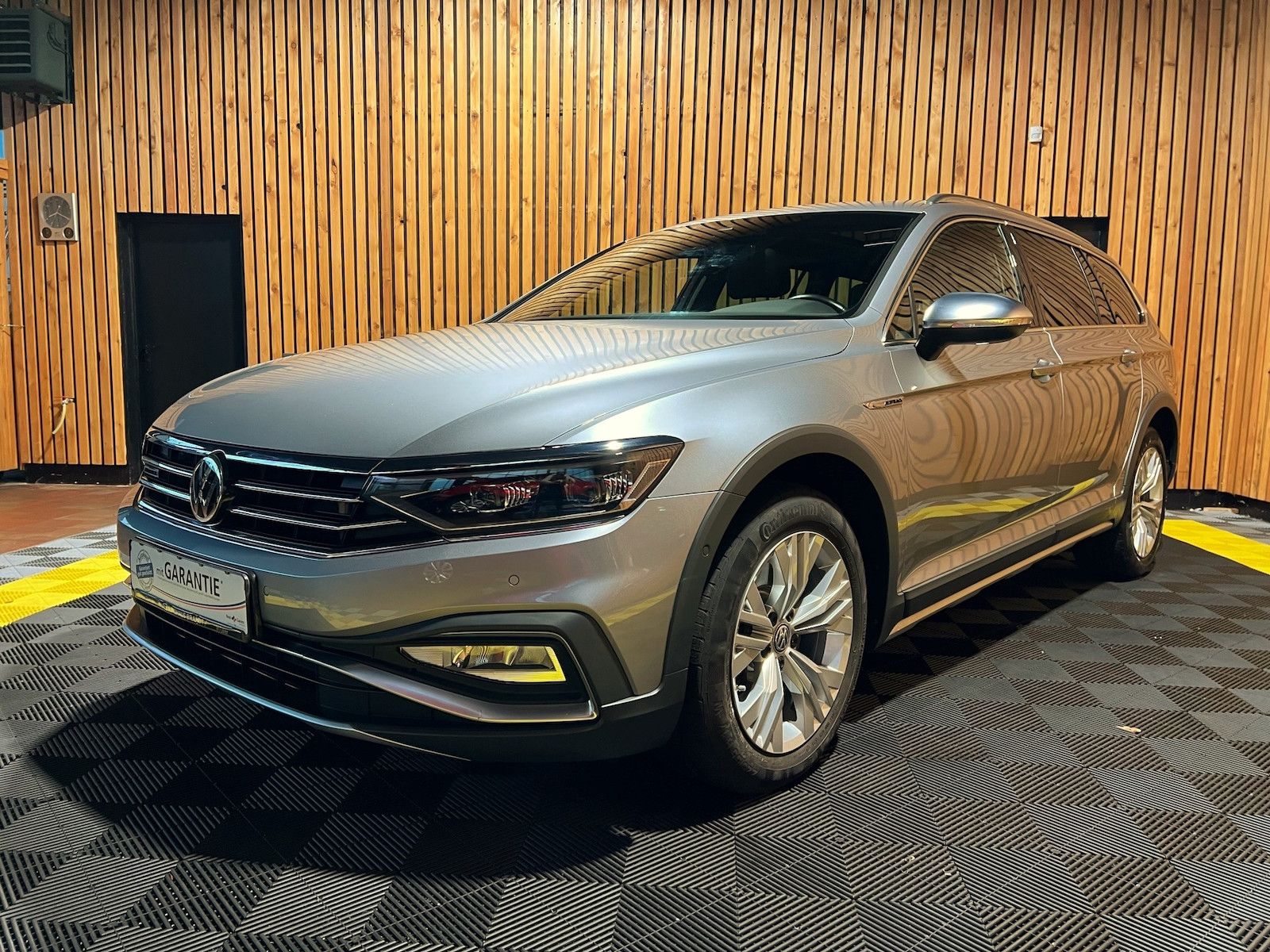 Volkswagen Passat Alltrack TDI 4M *Navi*Pano*AHK*Matrix*Kam