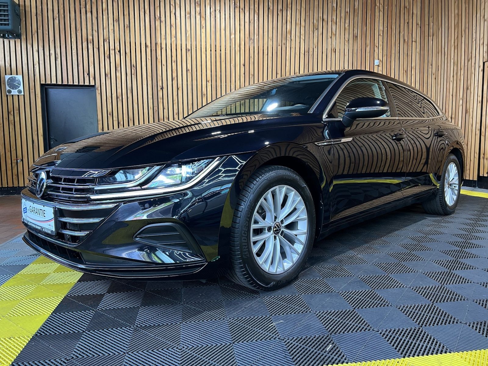 Volkswagen Arteon Shooting Brake TDI *Navi*LED*Virtual*AHK*