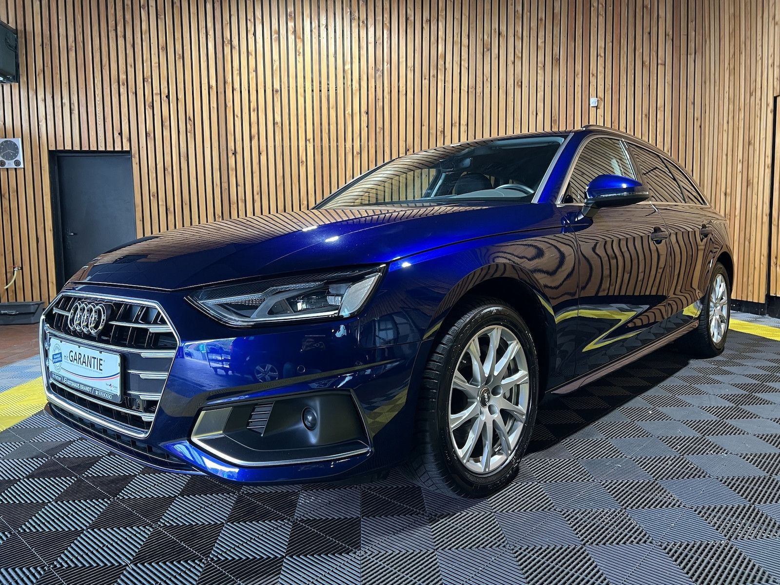 Audi A4 Avant 40TDI Aut. Navi+*LED*ACC*Alu*Kamera*App