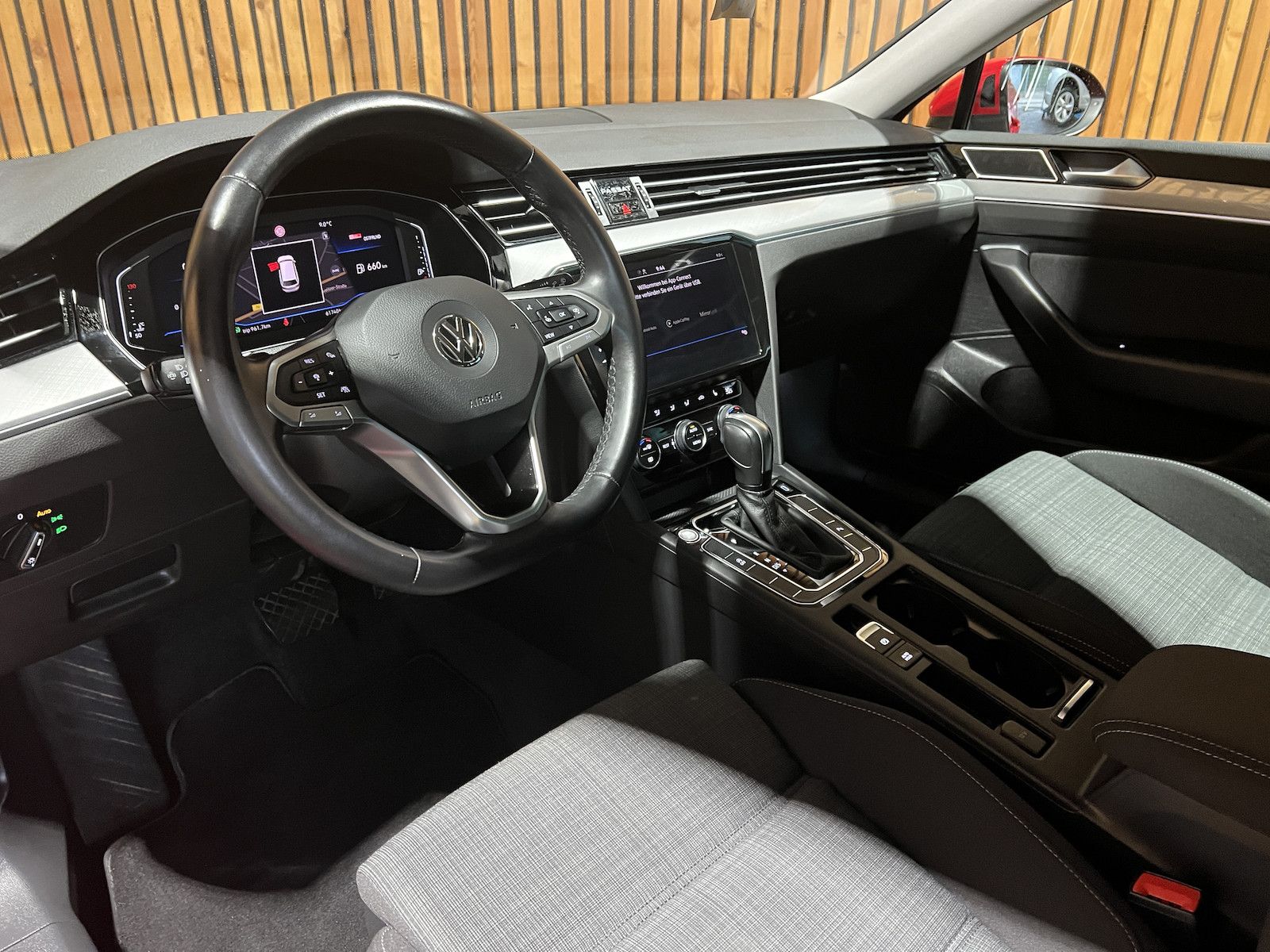Fahrzeugabbildung Volkswagen Passat Variant 1,5 TSI DSG *Navi*LED*Kam*Virtual