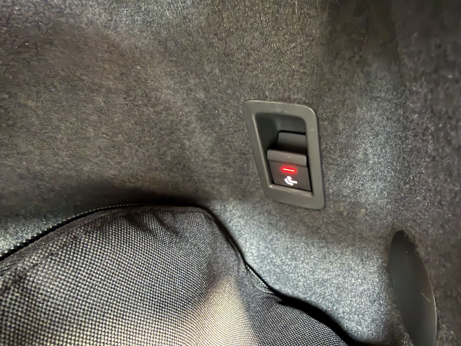 Fahrzeugabbildung Audi Q3 35 TDI Black Aut. Navi*LED*Virtual*AHK*Leder