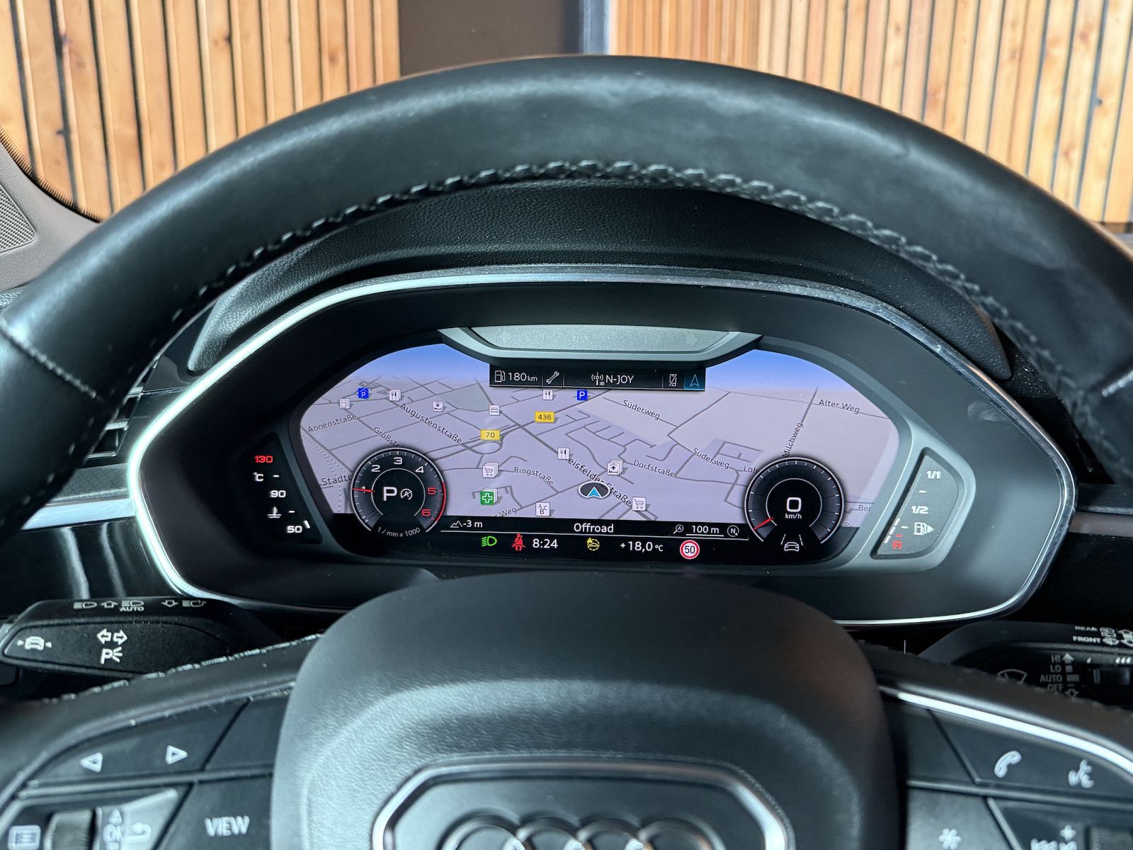 Fahrzeugabbildung Audi Q3 35 TDI Black Aut. Navi*LED*Virtual*AHK*Leder