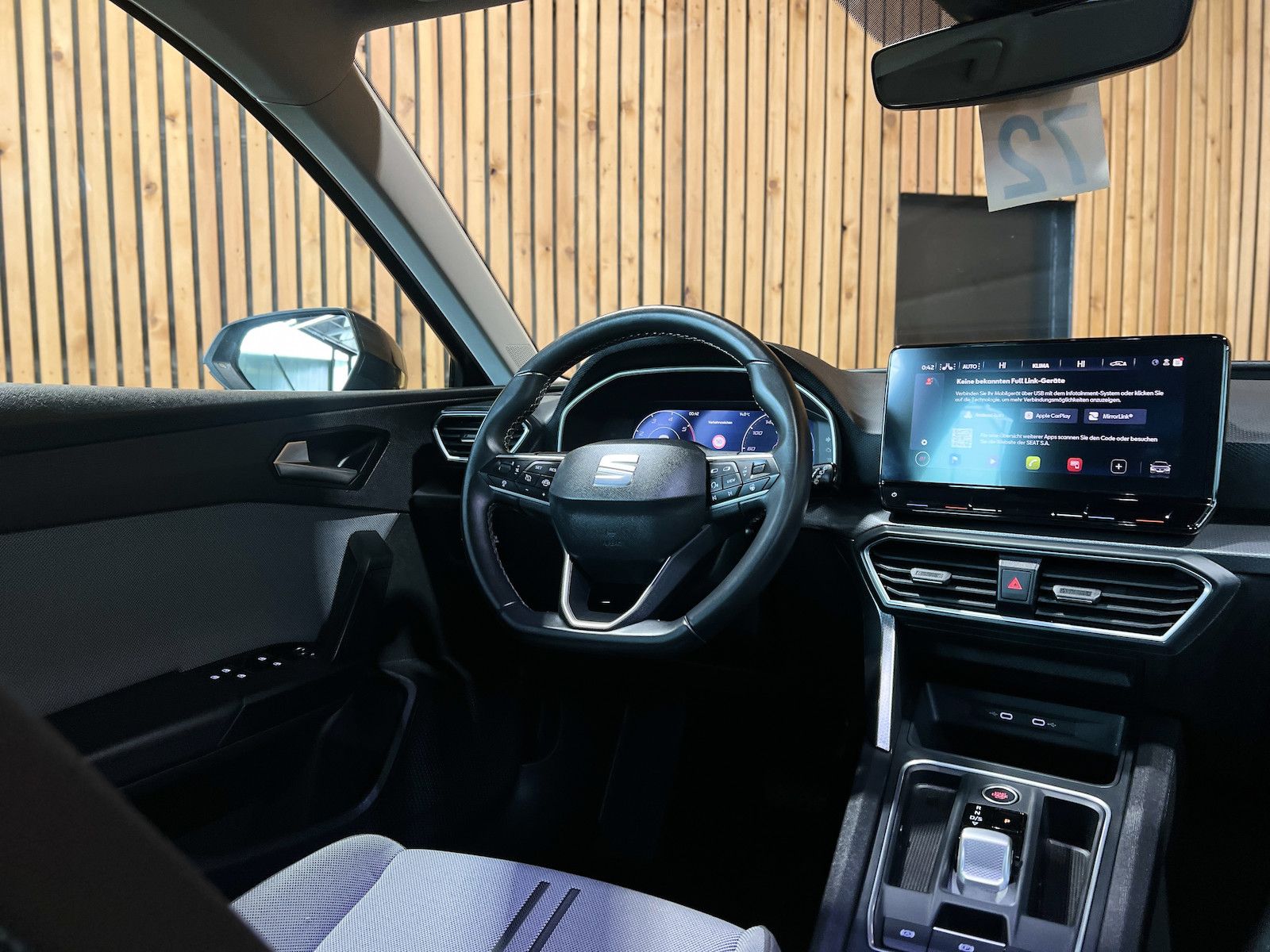 Fahrzeugabbildung SEAT Leon ST 2,0 TDI DSG Style Navi*Kam*LED*Virtual