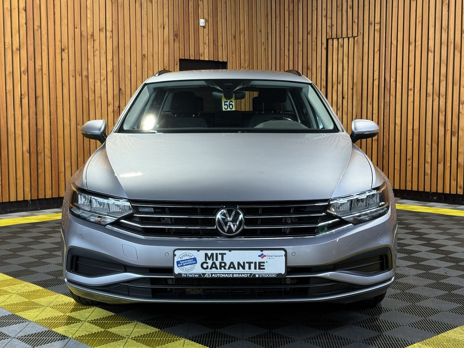 Fahrzeugabbildung Volkswagen Passat Variant 2,0 TDI DSG Navi*AHK*Kam*el.Heck.