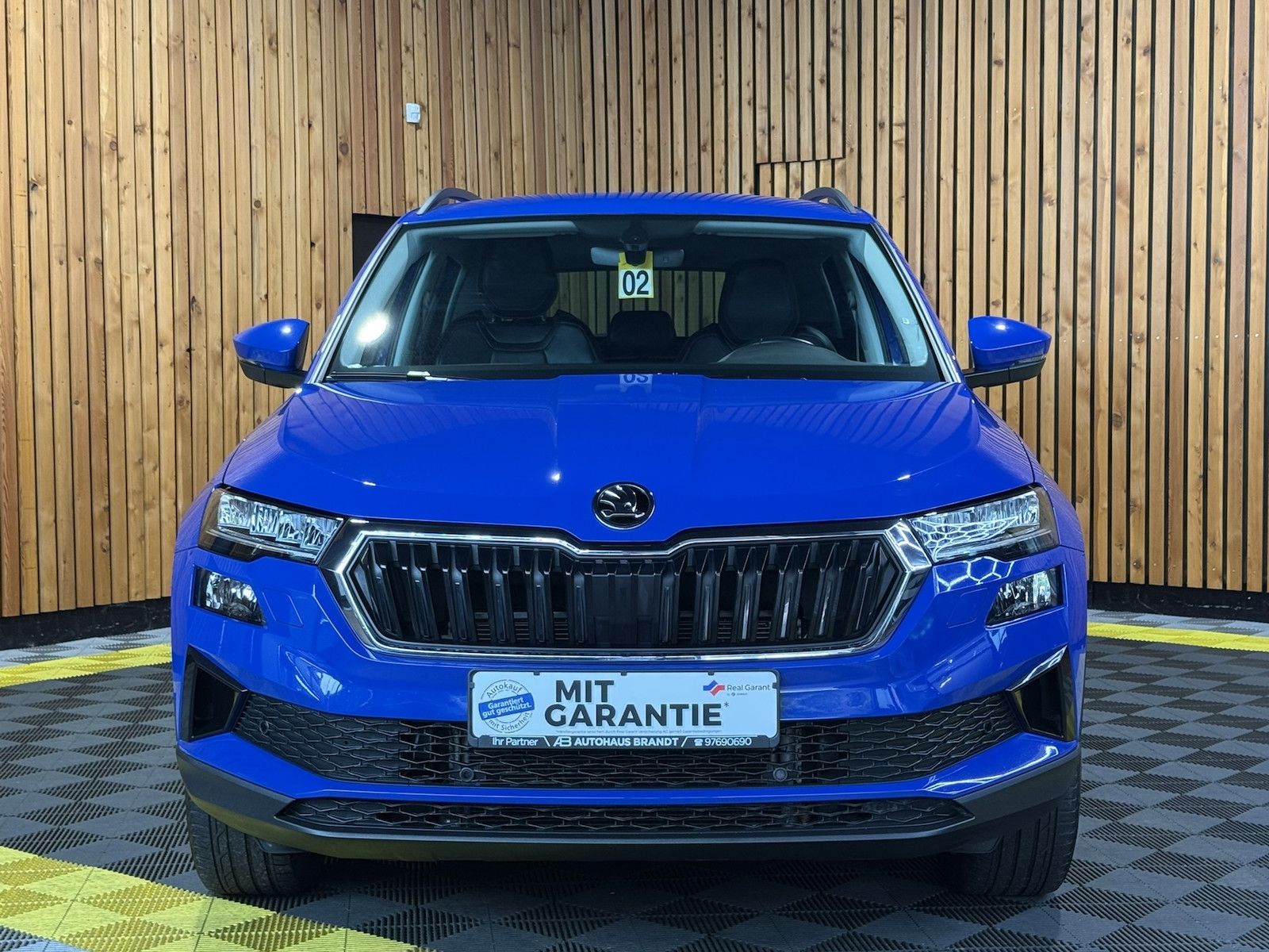 Fahrzeugabbildung SKODA Karoq 1,5 TSI DSG Style Navi*LED*Kam*Leder*AHK