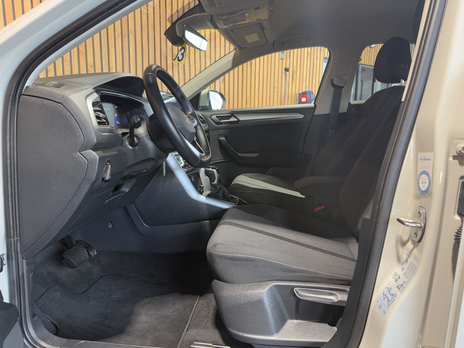 Fahrzeugabbildung Volkswagen T-Roc 2,0 TDI Life DSG *Navi*LED*Kam*Virtual*ACC