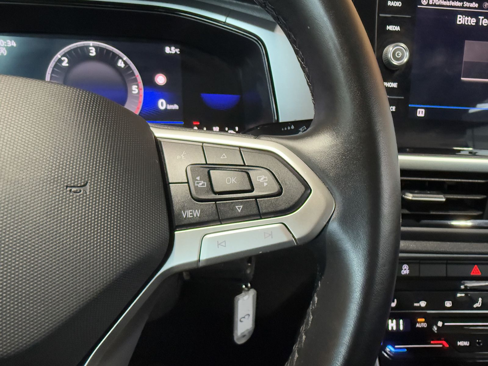 Fahrzeugabbildung Volkswagen T-Roc 2,0 TDI Life DSG *Navi*LED*Kam*Virtual*ACC