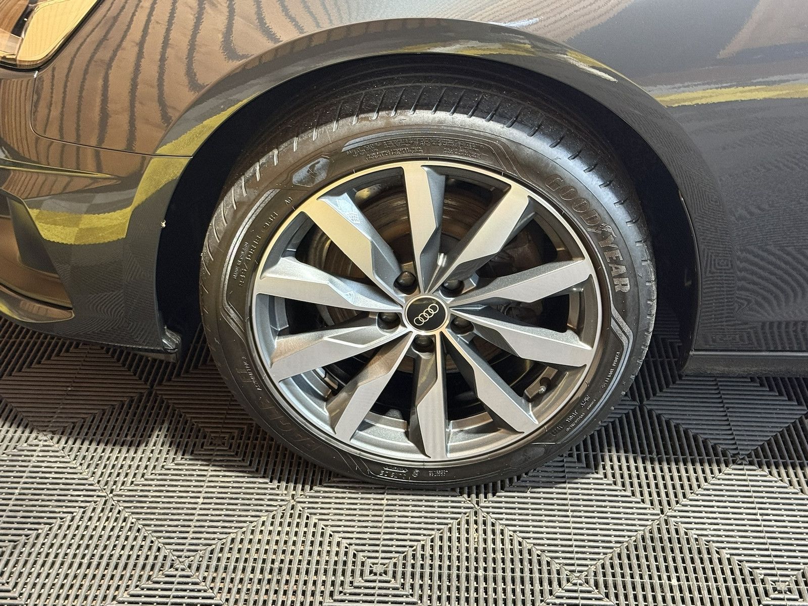 Fahrzeugabbildung Audi A4 Avant 2,0 TFSI Navi*Kam*ACC*App*Leder*Sound