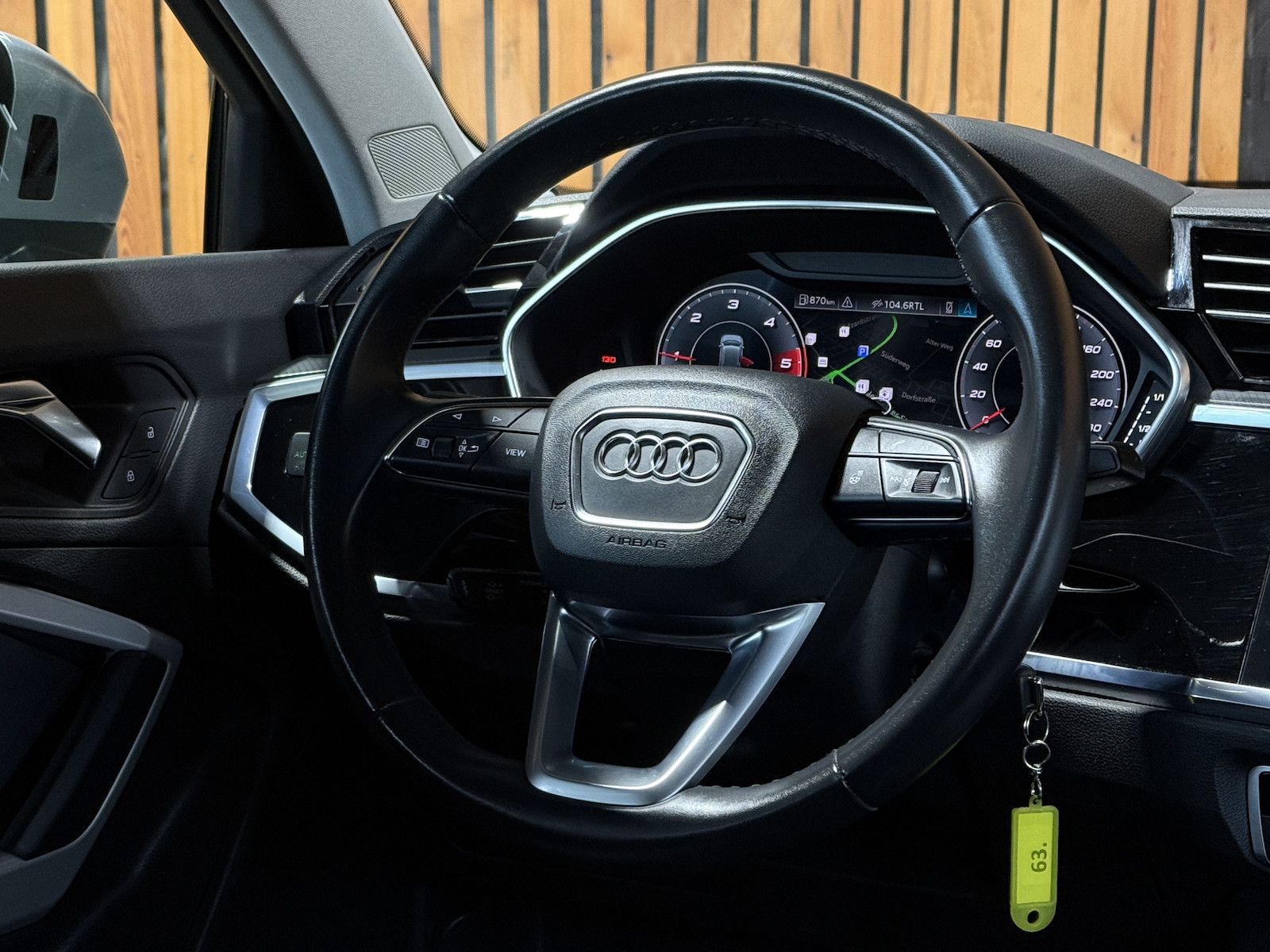 Fahrzeugabbildung Audi Q3 35 TDI advanced Aut. Navi*LED*Virtual*Kam*AHK