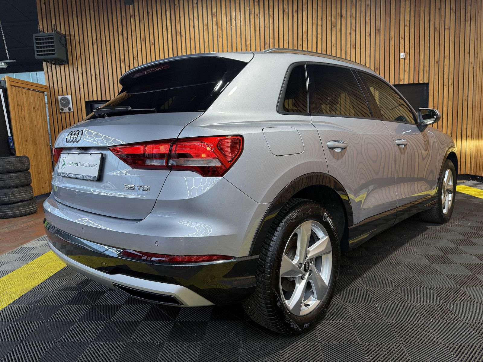 Fahrzeugabbildung Audi Q3 35 TDI advanced Aut. Navi*LED*Virtual*Kam*AHK