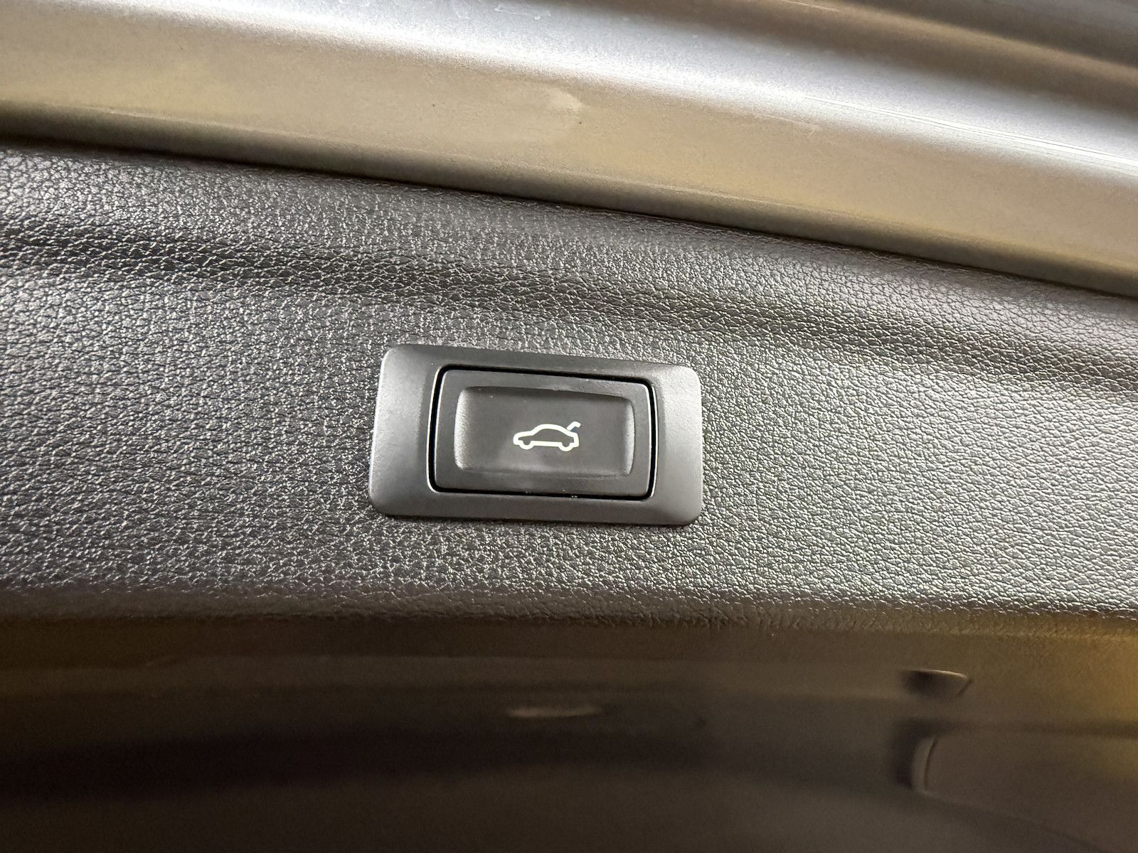 Fahrzeugabbildung Audi Q3 35 TDI advanced Aut. Navi*LED*Virtual*Kam*AHK