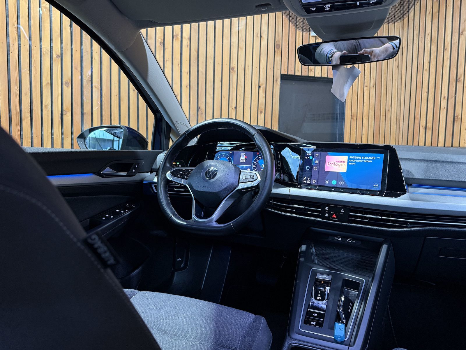 Fahrzeugabbildung Volkswagen Golf Variant 2,0 TDI DSG *Navi*ACC*LED*AHK*Kam*