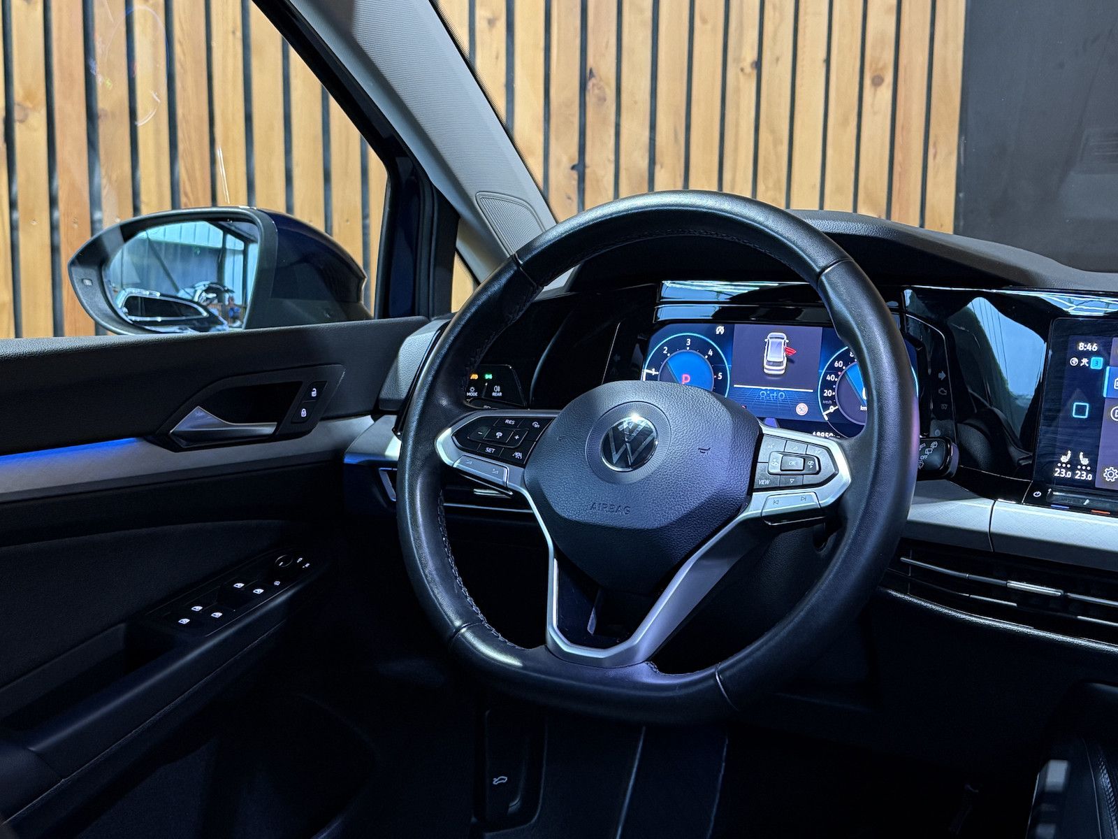 Fahrzeugabbildung Volkswagen Golf Variant 2,0 TDI DSG *Navi*ACC*LED*AHK*Kam*