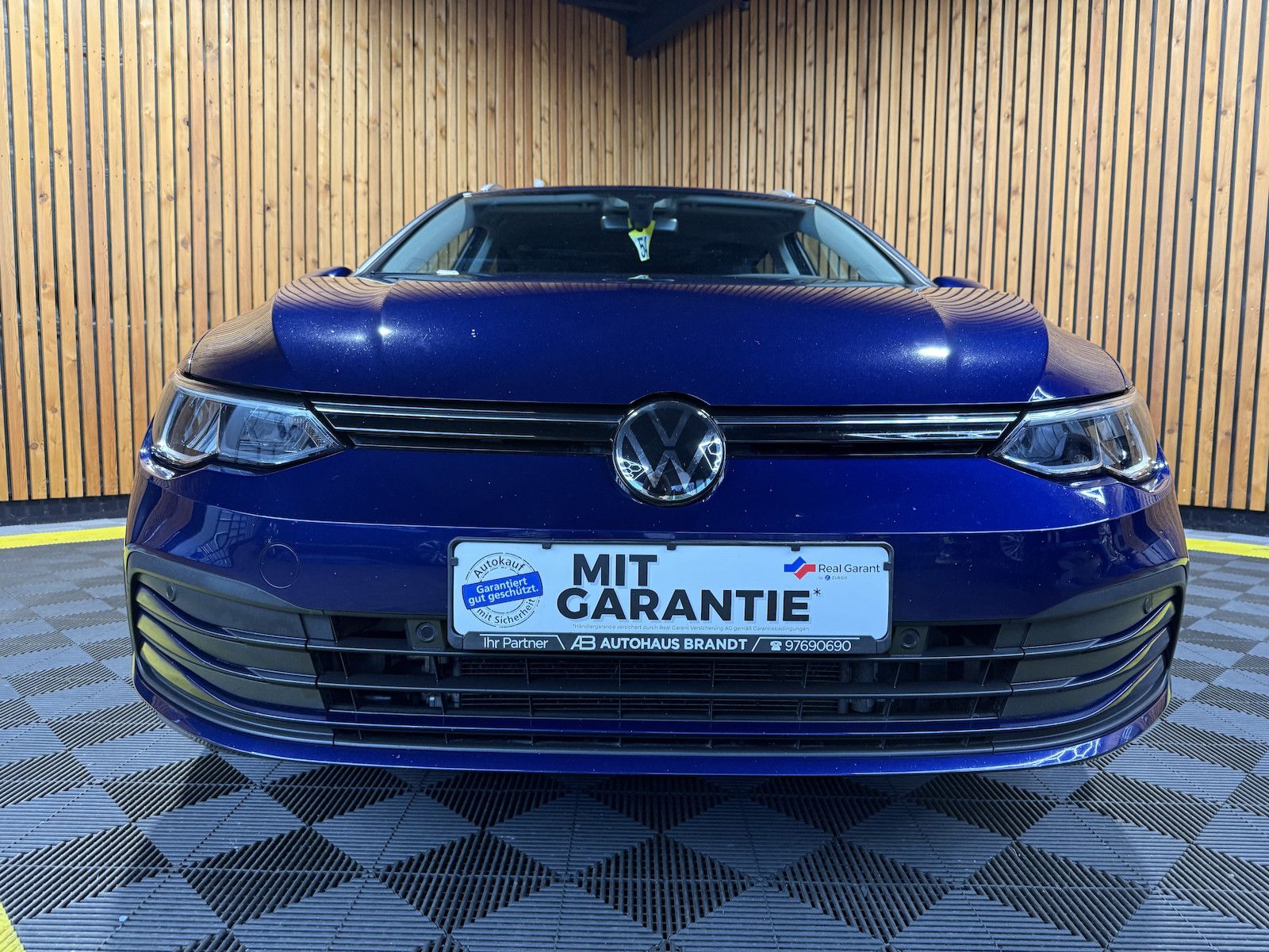 Fahrzeugabbildung Volkswagen Golf Variant 2,0 TDI DSG *Navi*ACC*LED*AHK*Kam*