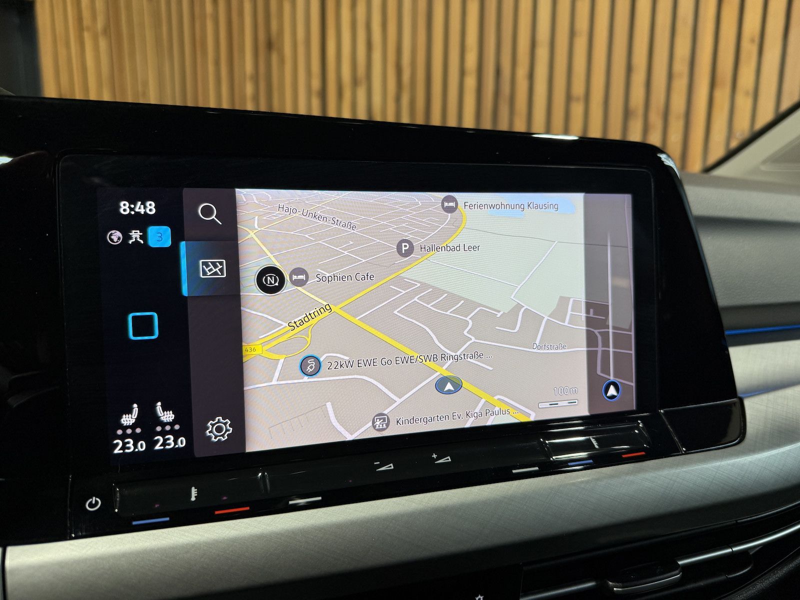 Fahrzeugabbildung Volkswagen Golf Variant 2,0 TDI DSG *Navi*ACC*LED*AHK*Kam*