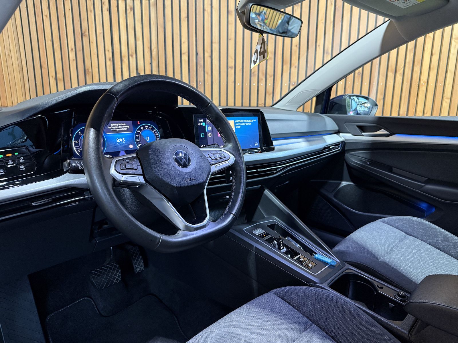 Fahrzeugabbildung Volkswagen Golf Variant 2,0 TDI DSG *Navi*ACC*LED*AHK*Kam*
