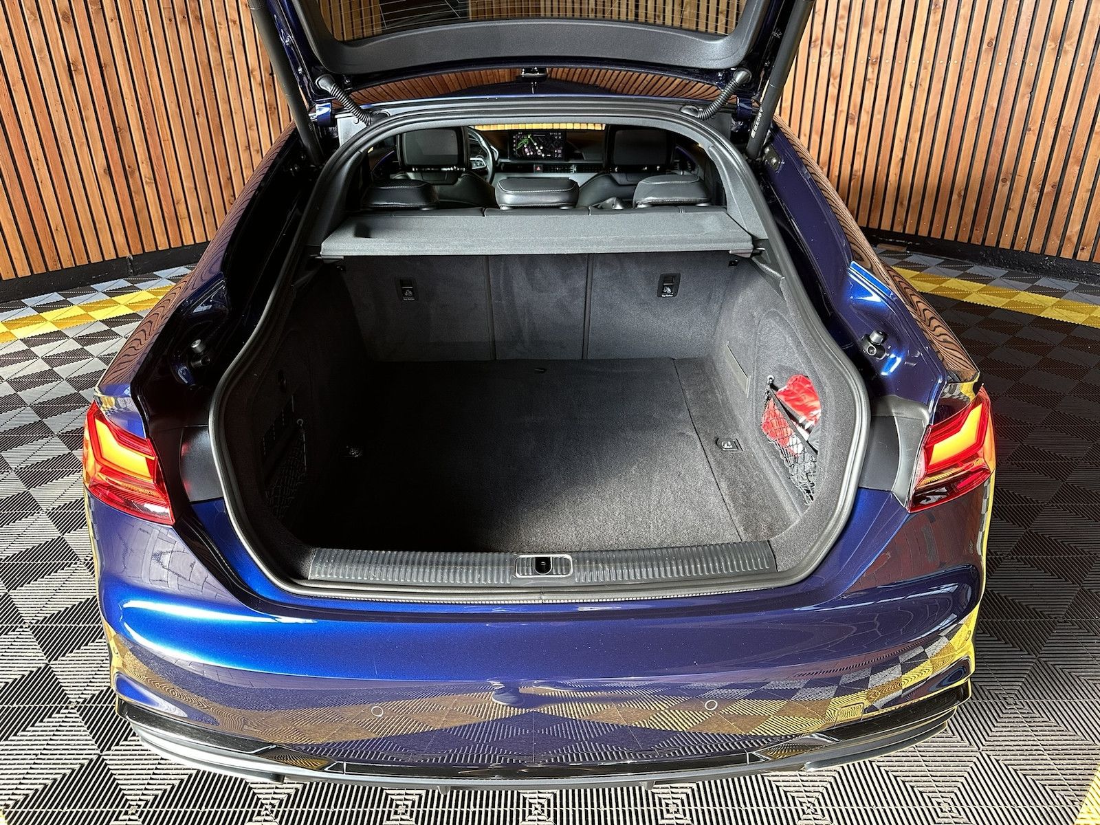 Fahrzeugabbildung Audi A5 Sportback TDI qu. S Line Navi*Virt*Kam*Matrix