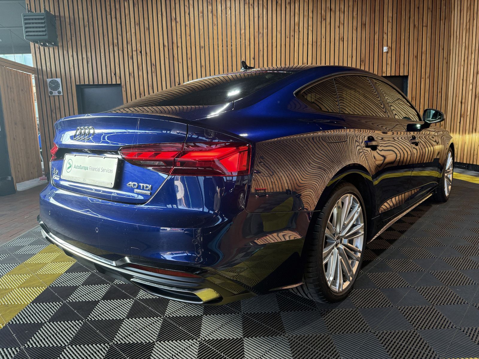 Fahrzeugabbildung Audi A5 Sportback TDI qu. S Line Navi*Virt*Kam*Matrix