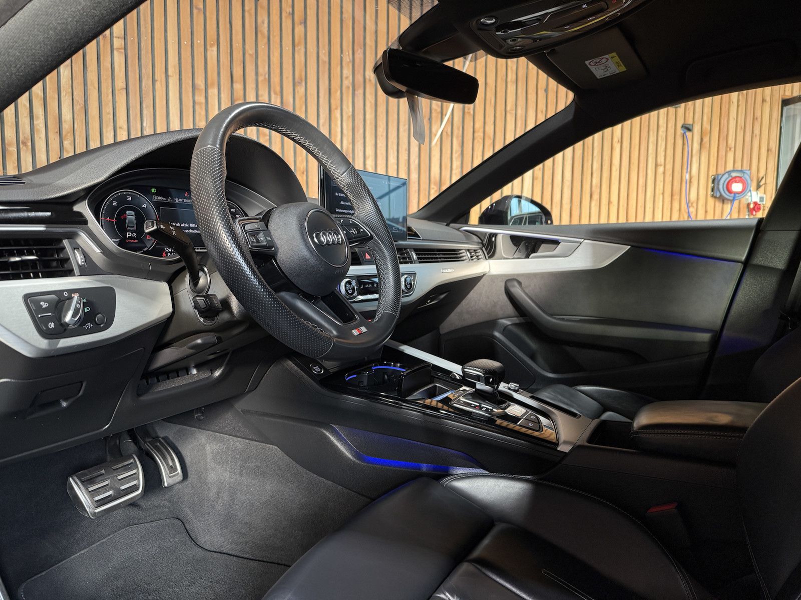 Fahrzeugabbildung Audi A5 Sportback TDI qu. S Line Navi*Virt*Kam*Matrix