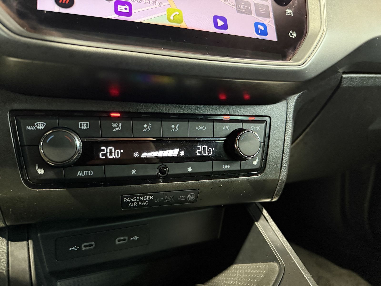 Fahrzeugabbildung SEAT Ibiza 1.0 TSI Style *Navi*PDC*Sitzhz*App*