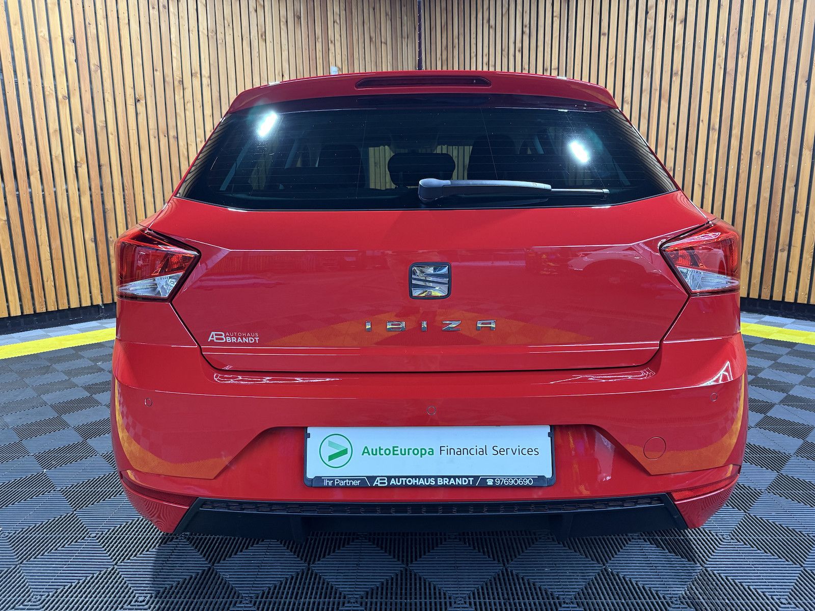Fahrzeugabbildung SEAT Ibiza 1.0 TSI Style *Navi*PDC*Sitzhz*App*