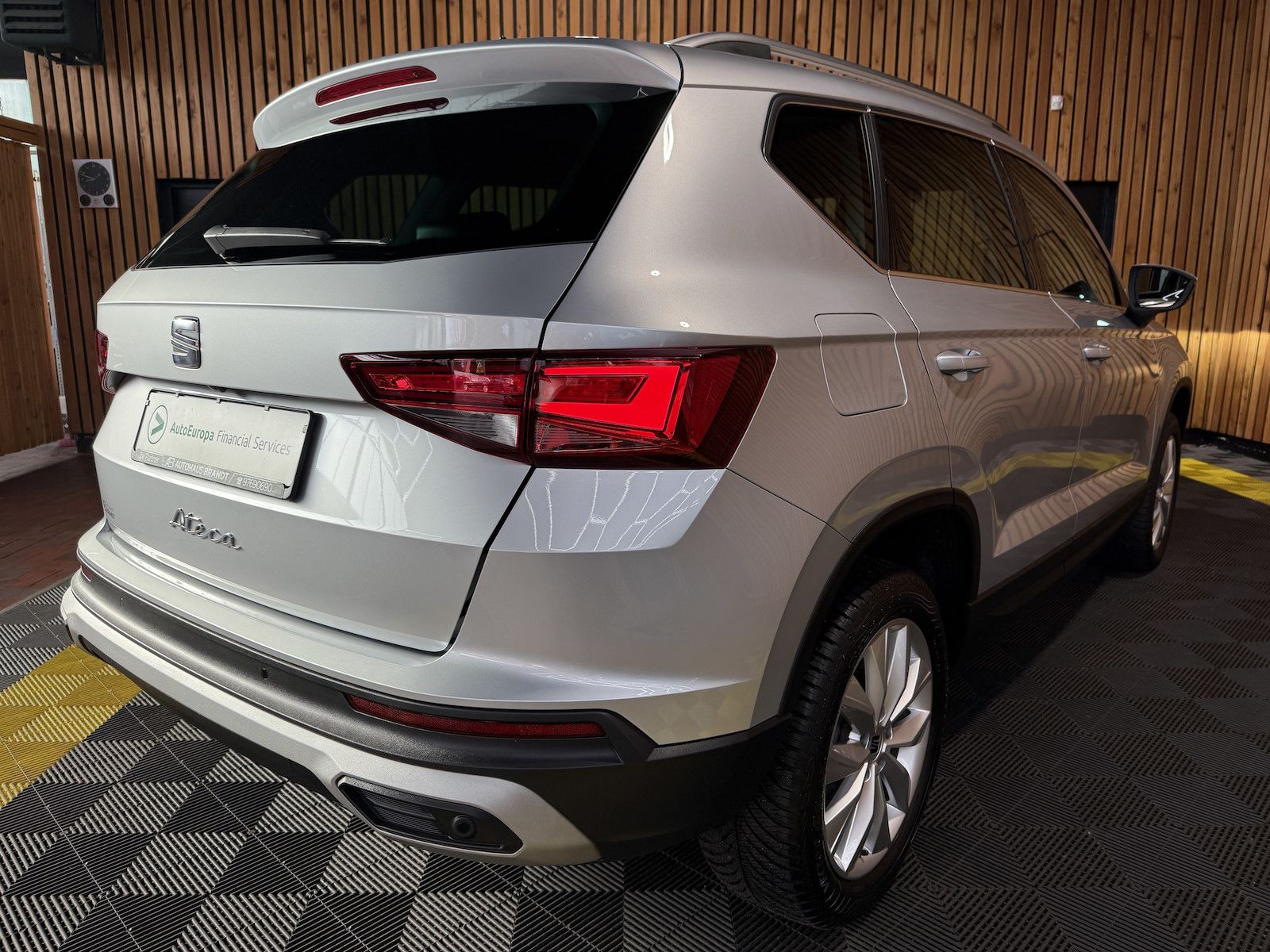 Fahrzeugabbildung SEAT Ateca 2,0 TDI DSG *Navi*LED*Kam*Virtual*AHK*ACC*