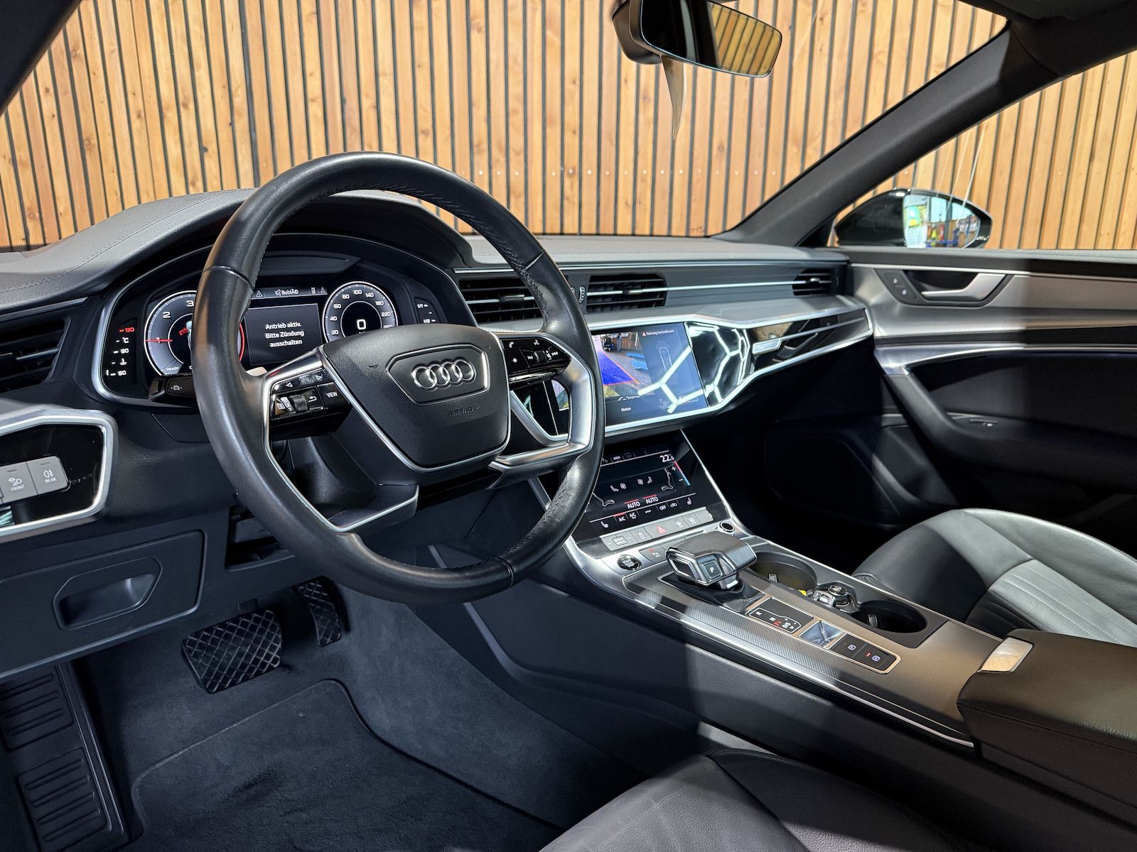 Fahrzeugabbildung Audi A6 Avant 2,0 TDI *Navi*Kam*ACC*Virtual*Pano*DCC