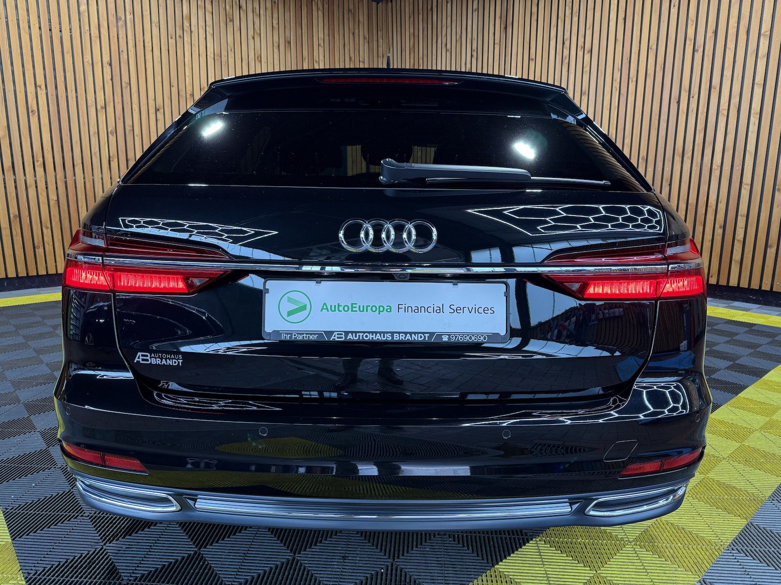 Fahrzeugabbildung Audi A6 Avant 2,0 TDI *Navi*Kam*ACC*Virtual*Pano*DCC