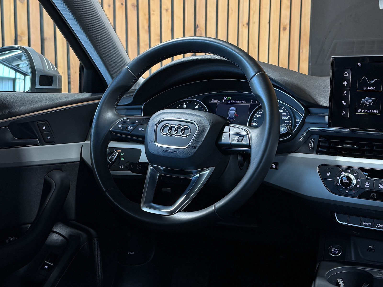 Fahrzeugabbildung Audi A4 Avant advanced TDI Aut. *Navi+*ACC*Kamera*App