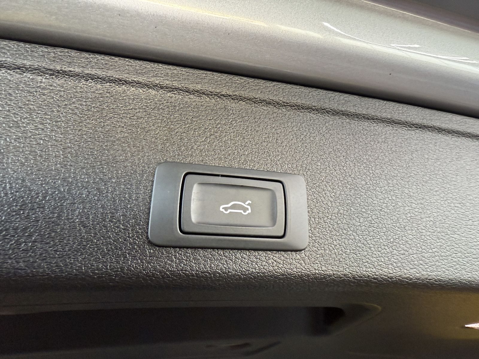 Fahrzeugabbildung Audi A4 Avant advanced TDI Aut. *Navi+*ACC*Kamera*App