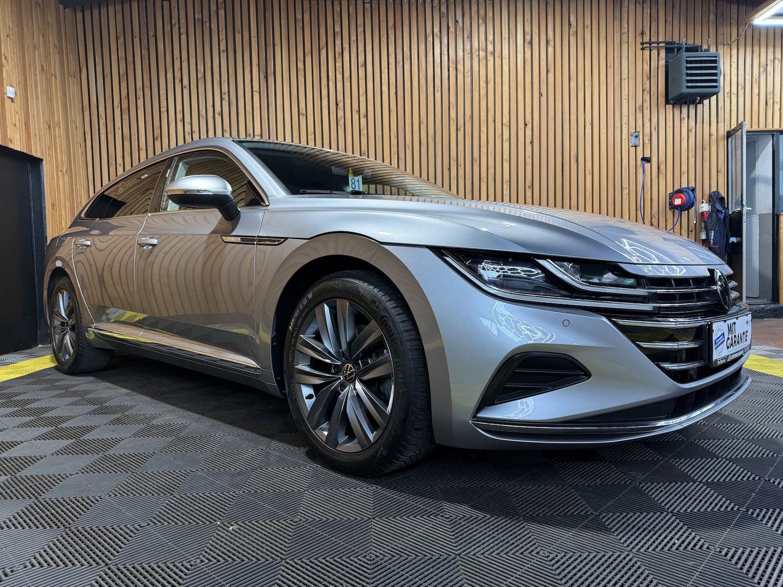 Fahrzeugabbildung Volkswagen Arteon SB. 2,0 TSI DSG *Navi*LED*Virtual*Kam*AHK
