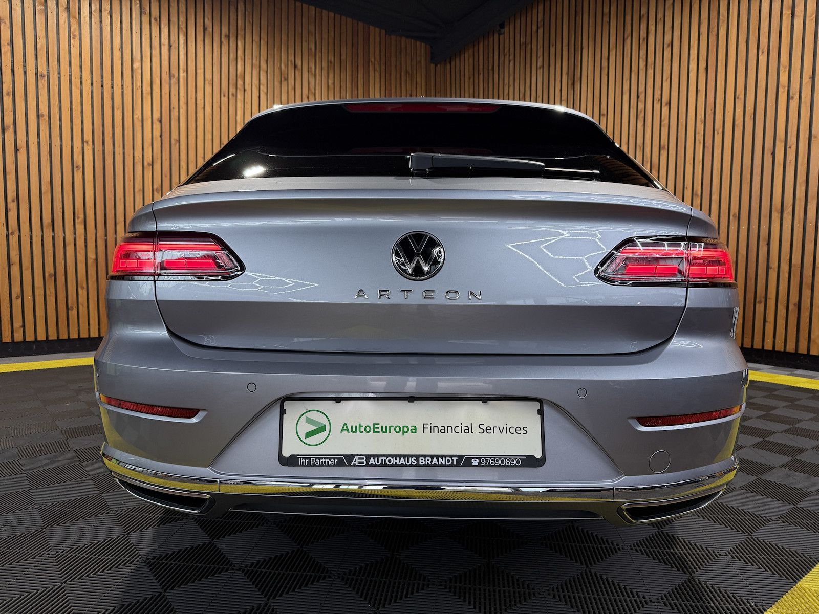 Fahrzeugabbildung Volkswagen Arteon SB. 2,0 TSI DSG *Navi*LED*Virtual*Kam*AHK