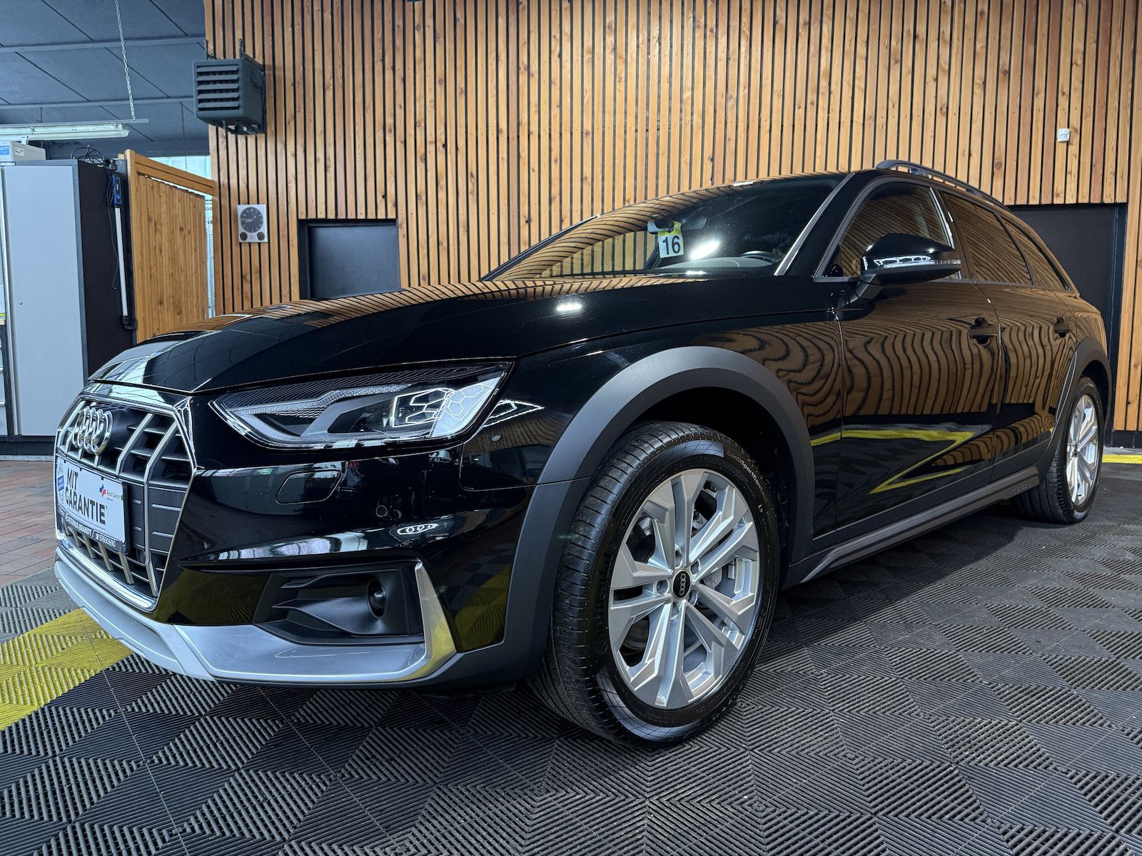 Fahrzeugabbildung Audi A4 Allroad 40TDI qu. Aut. Navi*LED*Leder*Kam*AHK
