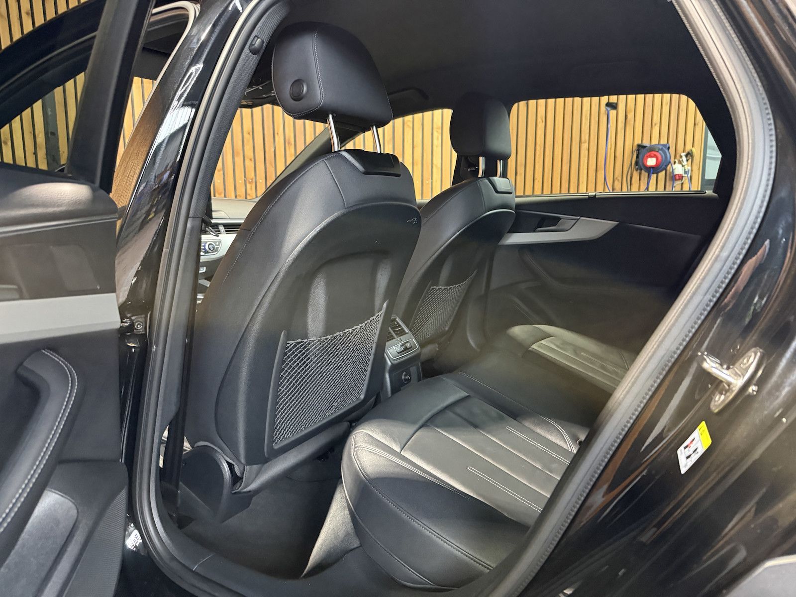 Fahrzeugabbildung Audi A4 Allroad 40TDI qu. Aut. Navi*LED*Leder*Kam*AHK