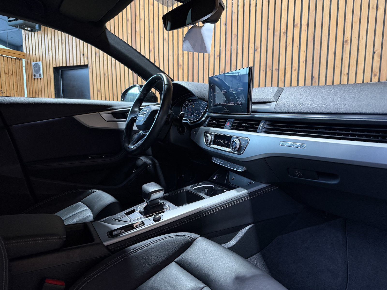 Fahrzeugabbildung Audi A4 Allroad 40TDI qu. Aut. Navi*LED*Leder*Kam*AHK