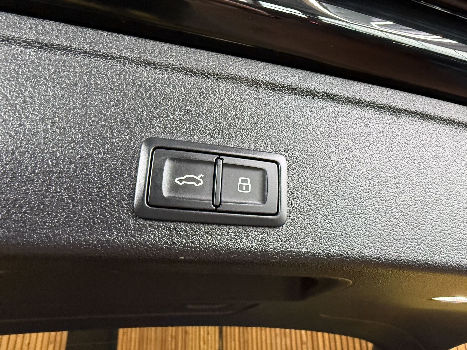 Fahrzeugabbildung Audi A4 Allroad 40TDI qu. Aut. Navi*LED*Leder*Kam*AHK