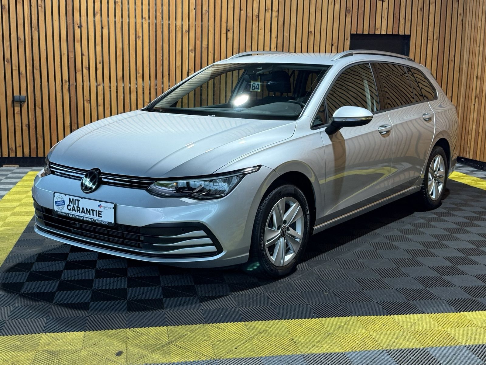 Volkswagen Golf Variant 2,0 TDI DSG *Navi*LED*ACC*Kam*AHK*