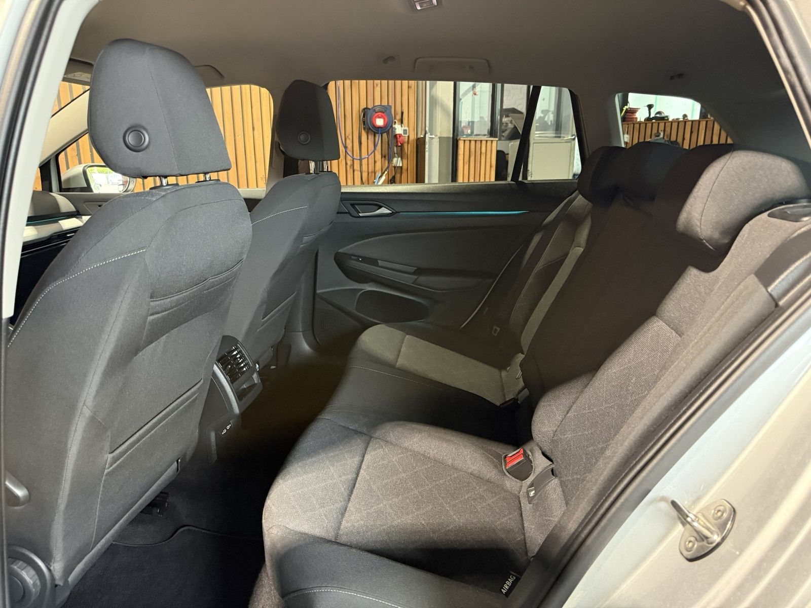 Fahrzeugabbildung Volkswagen Golf Variant 2,0 TDI DSG *Navi*LED*ACC*Kam*AHK*